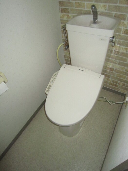 物件内観写真16　(トイレ)