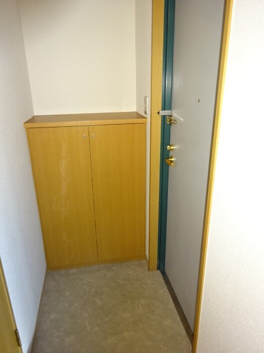 物件内観写真17　(玄関)