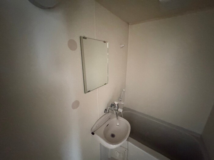 物件内観写真11　(洗面)