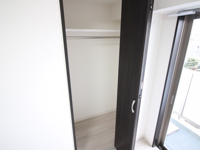 物件内観写真13　(収納)