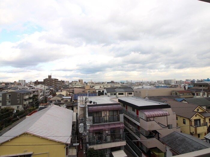 物件内観写真14　(室内からの展望)