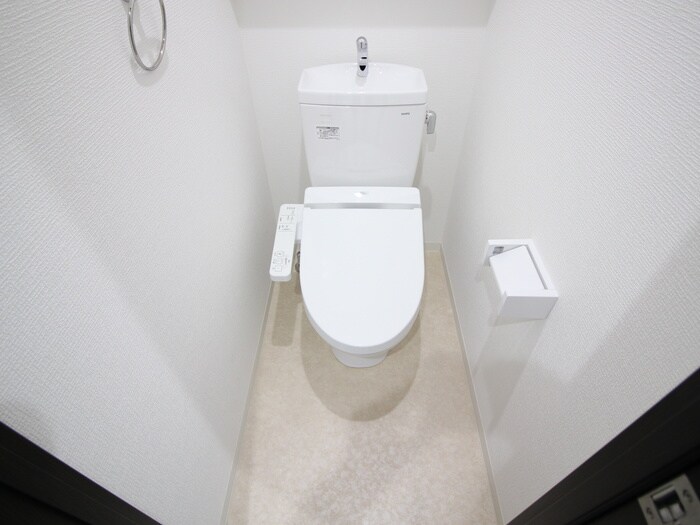 物件内観写真15　(トイレ)