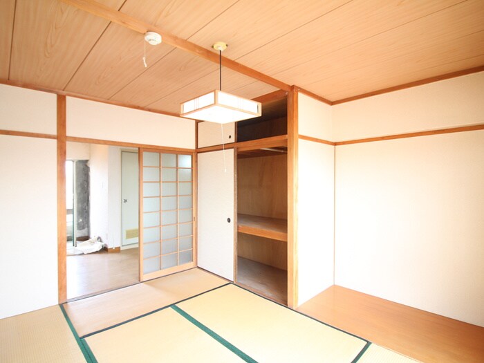 物件内観写真7　(居室)