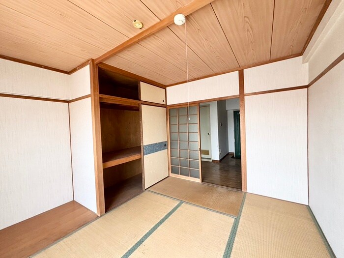 物件内観写真8　(居室)