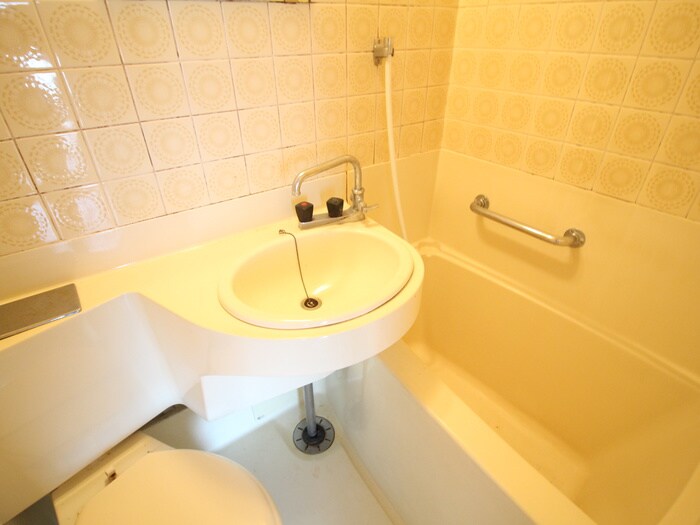 物件内観写真11　(洗面)