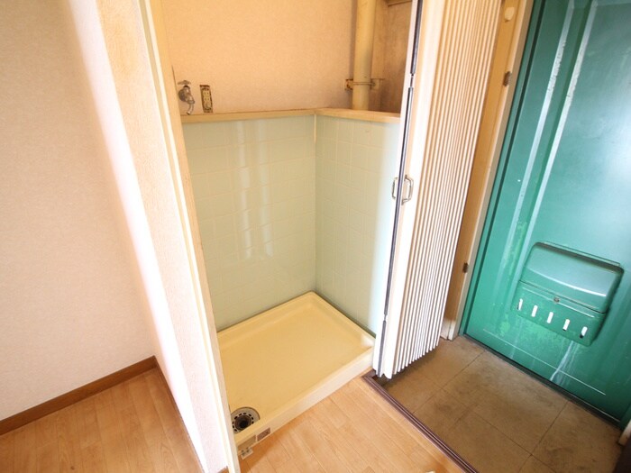 物件内観写真20　(洗濯機置場)