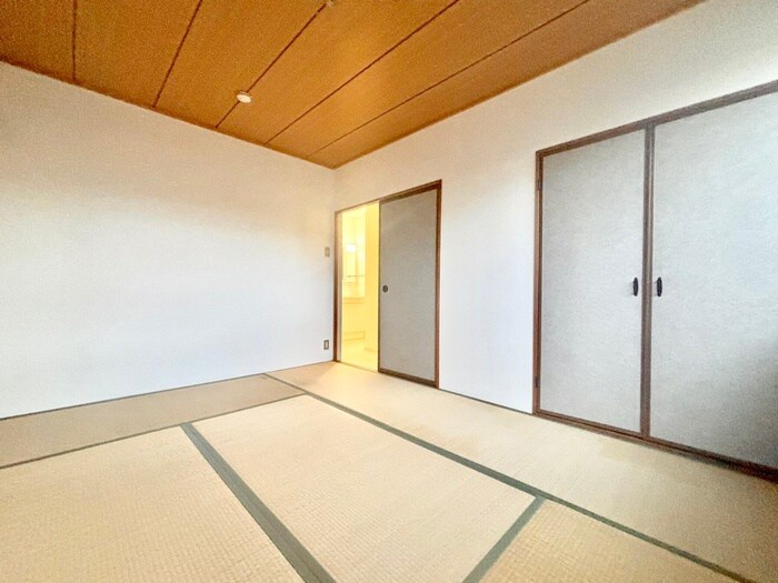 物件内観写真5　(居室)