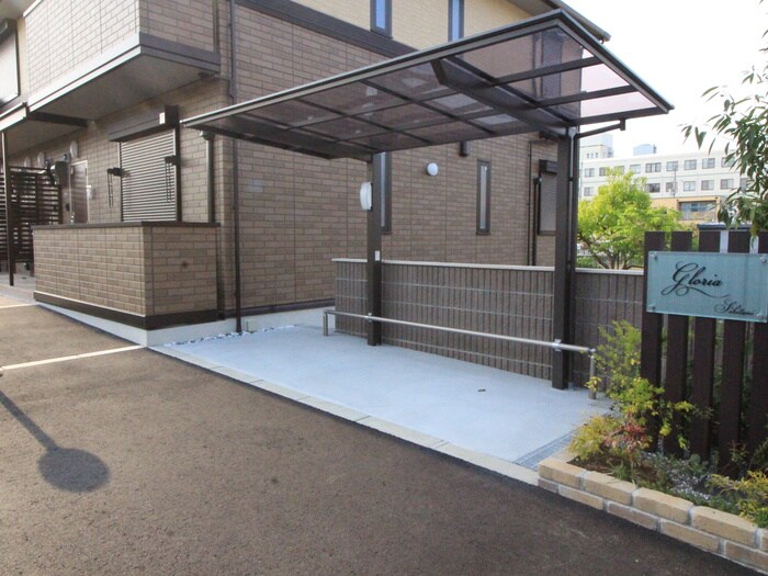 物件外観写真4　(駐輪場)