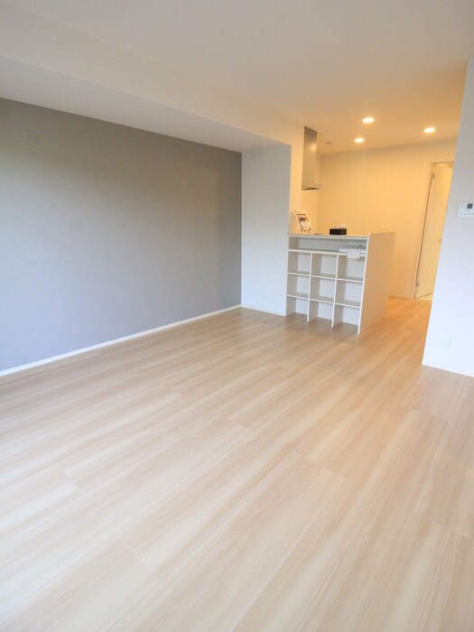 物件内観写真18　(居室)