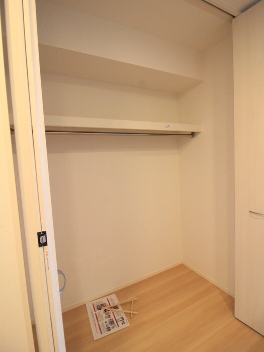 物件内観写真22　(収納)