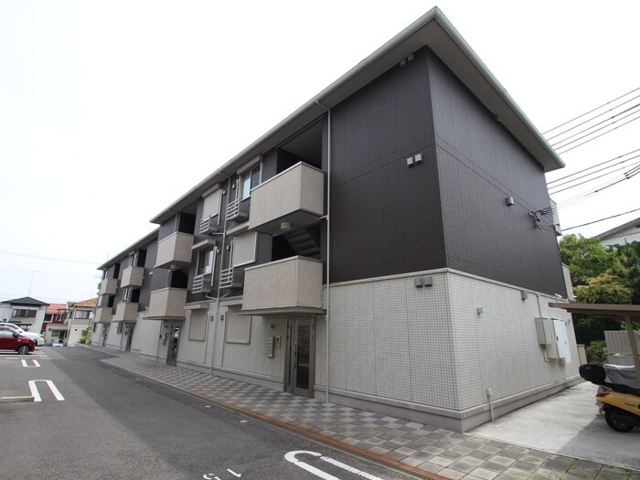 物件外観写真5　(外観写真)