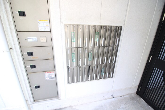 物件外観写真6　(建物設備)