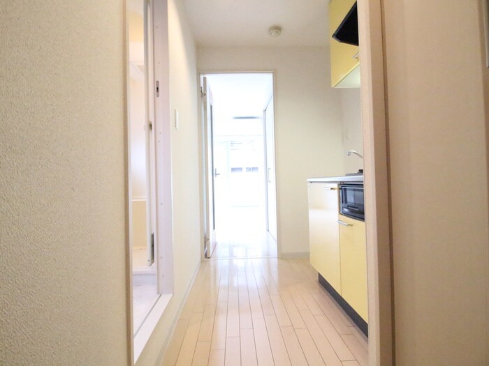 物件内観写真15　(廊下)