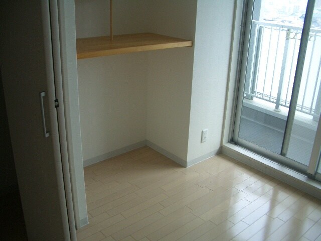 物件内観写真15　(収納)