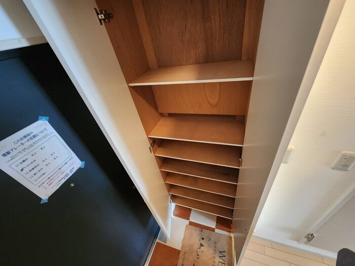物件内観写真16　(靴箱)