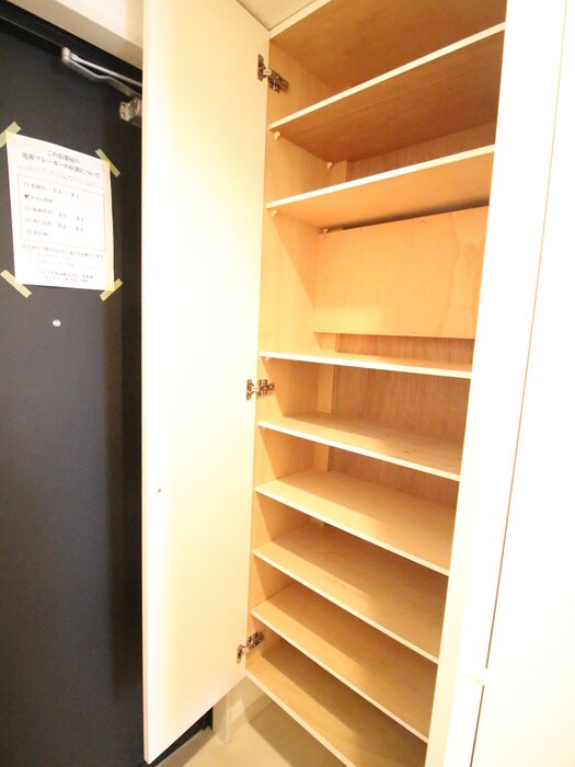 物件内観写真20　(玄関)