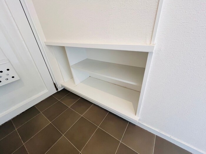 物件内観写真15　(靴箱)