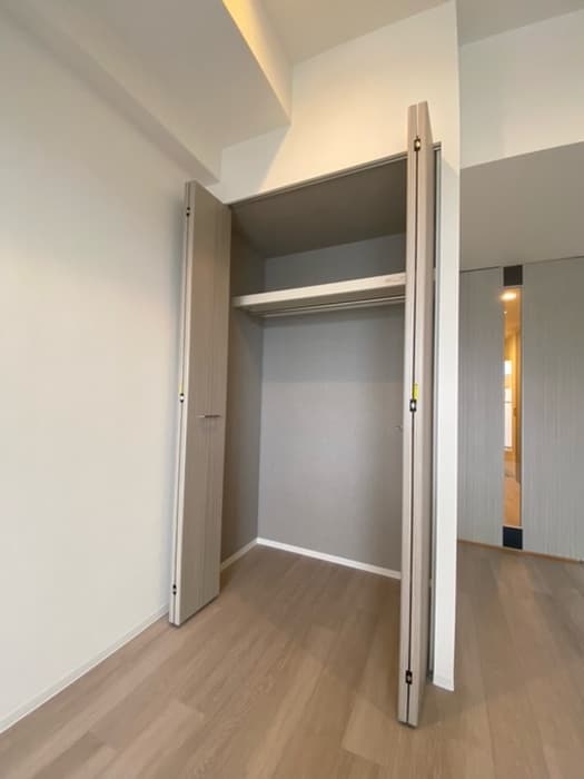 物件内観写真12　(収納)