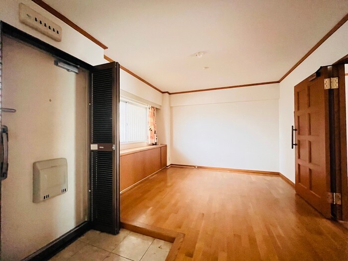 物件内観写真9　(居室)