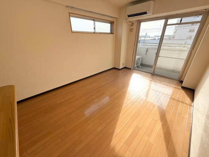 物件内観写真12　(居室)