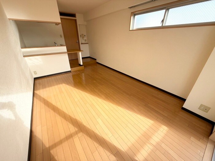 物件内観写真15　(居室)