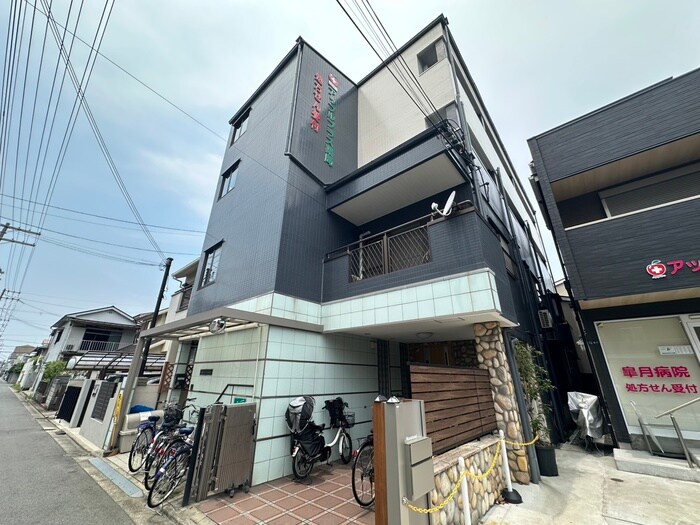 物件外観写真1　(外観写真)