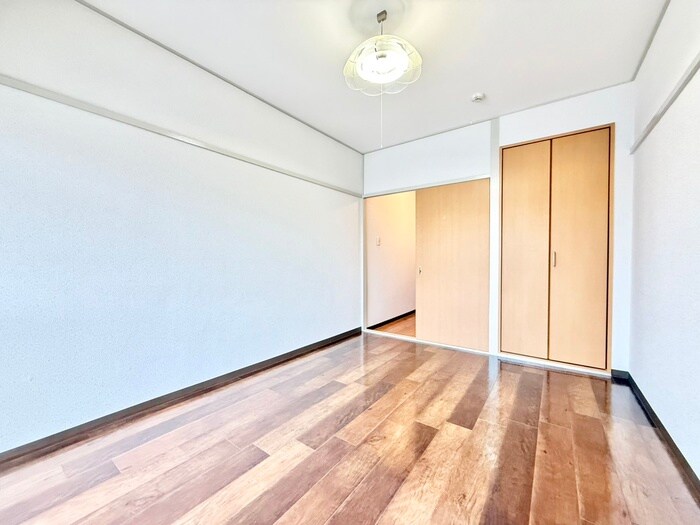 物件内観写真13　(居室)