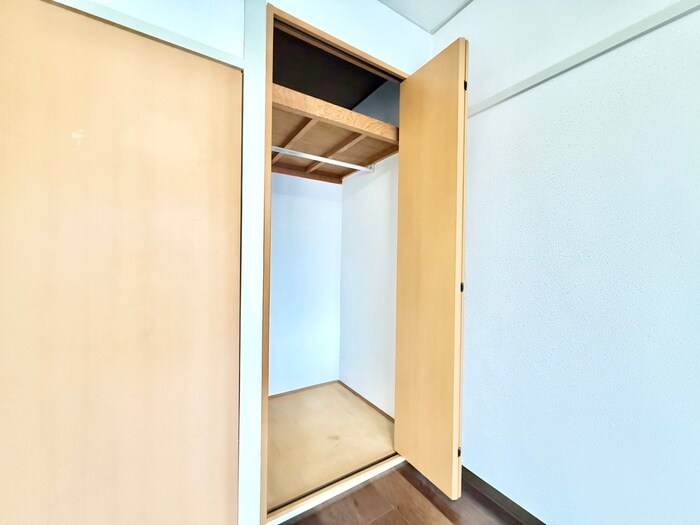 物件内観写真15　(収納)