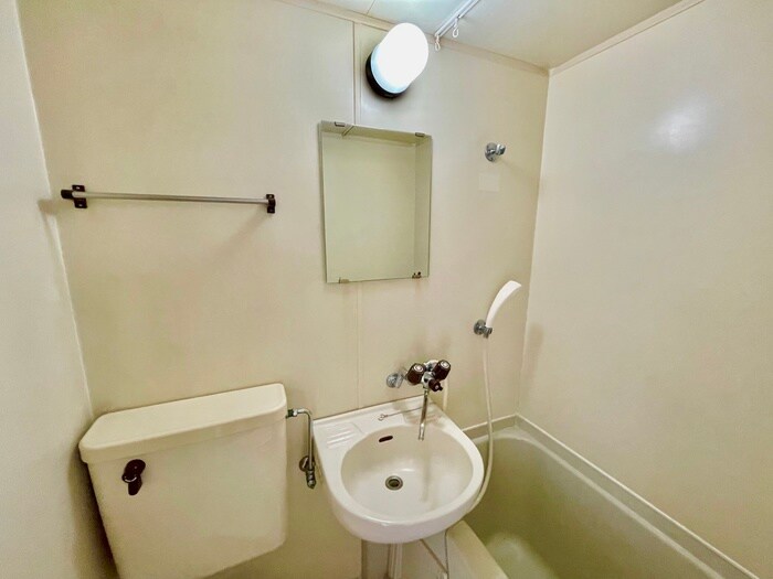 物件内観写真10　(洗面)