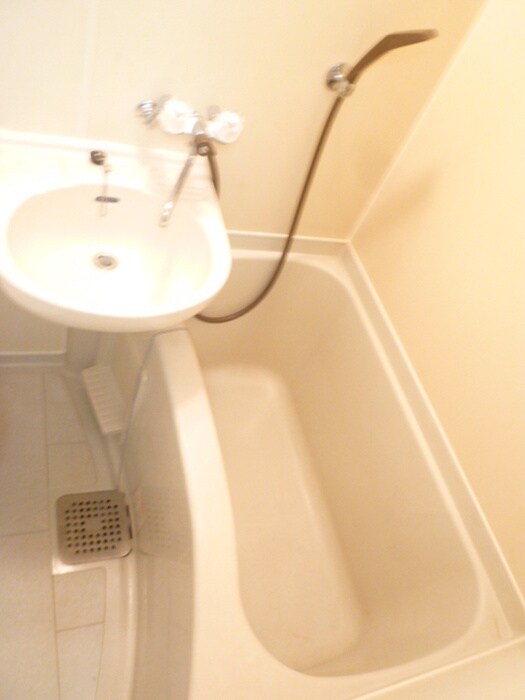 物件内観写真12　(バス／シャワールーム等)