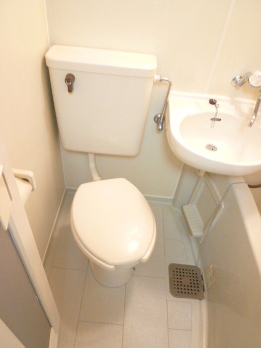 物件内観写真13　(トイレ)