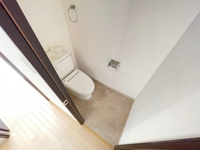 物件内観写真12　(トイレ)