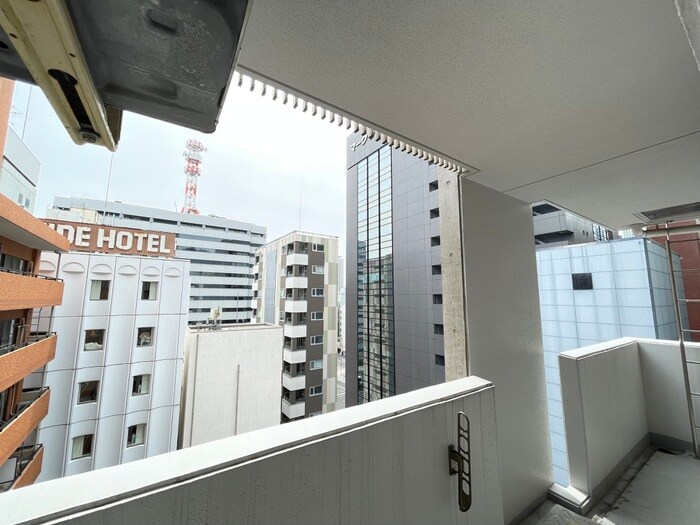 物件内観写真16　(室内からの展望)