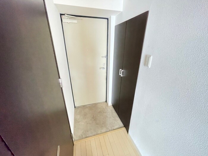 物件内観写真20　(玄関)