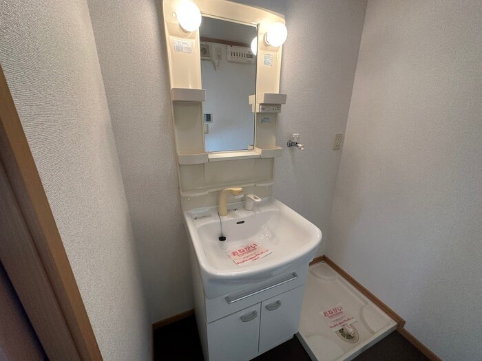 物件内観写真11　(洗面)