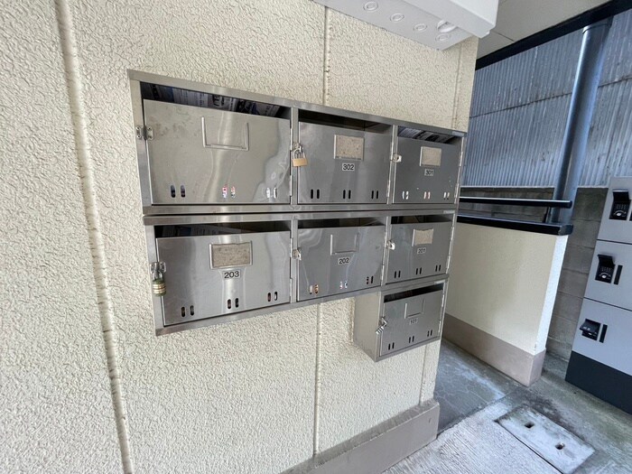 物件外観写真4　(建物設備)