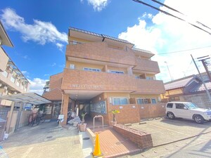 梅津シティハウス２外観写真
