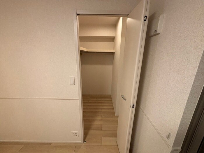 物件内観写真13　(収納)