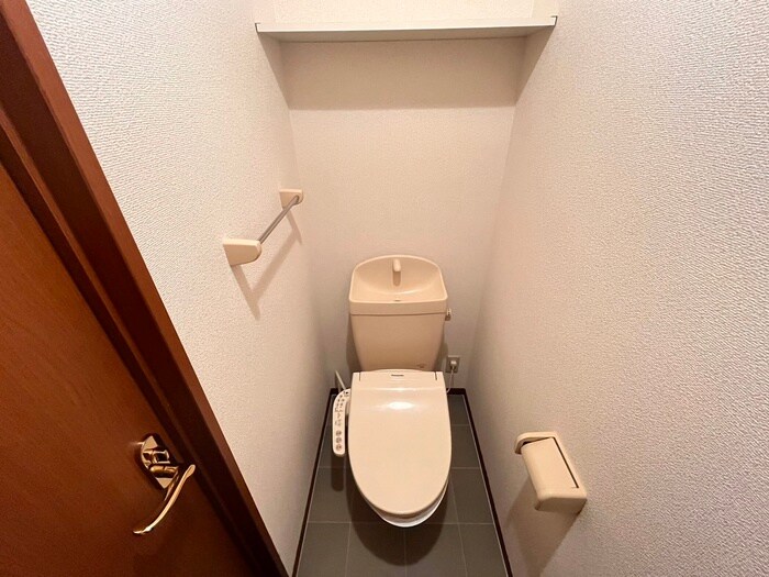 物件内観写真15　(トイレ)