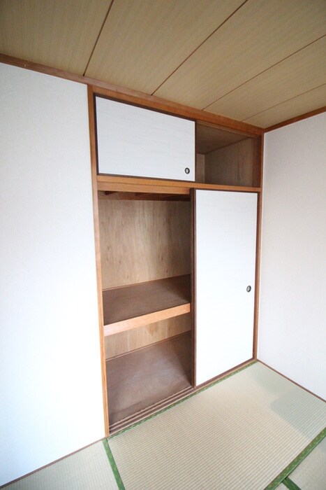 物件内観写真11　(収納)