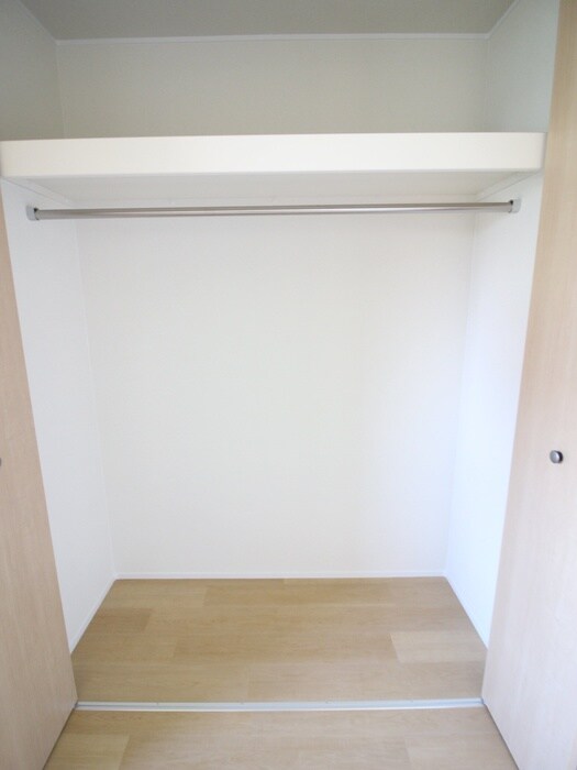 物件内観写真18　(収納)