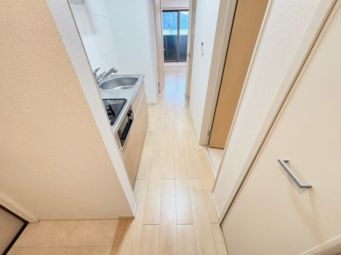 物件内観写真19　(玄関)