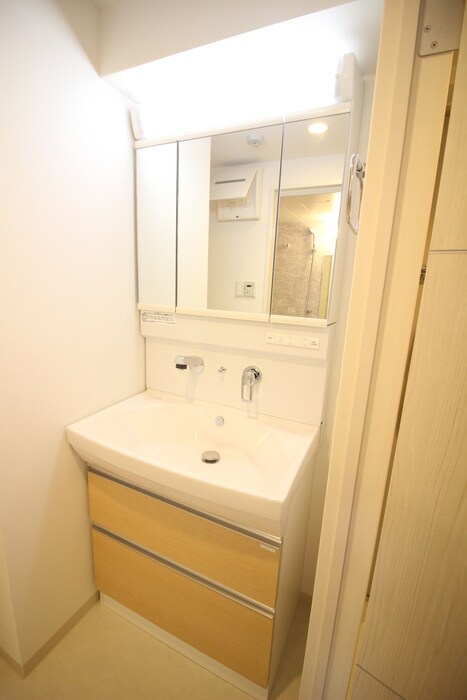 物件内観写真15　(洗面)