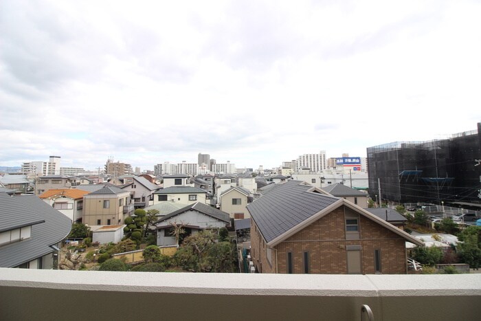 物件内観写真22　(室内からの展望)