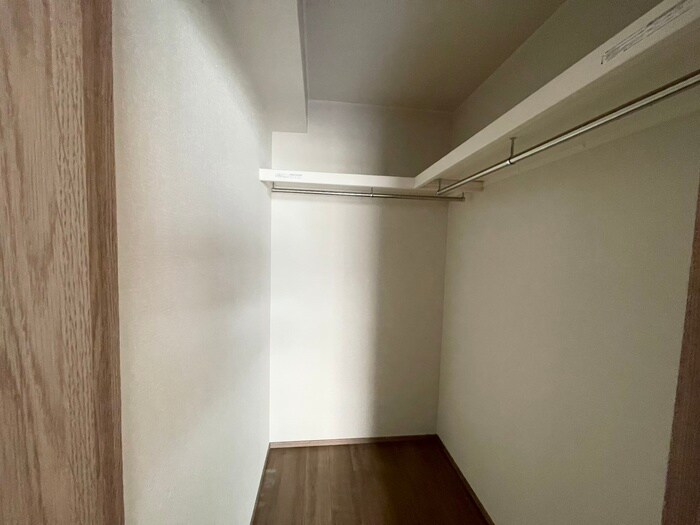物件内観写真15　(収納)