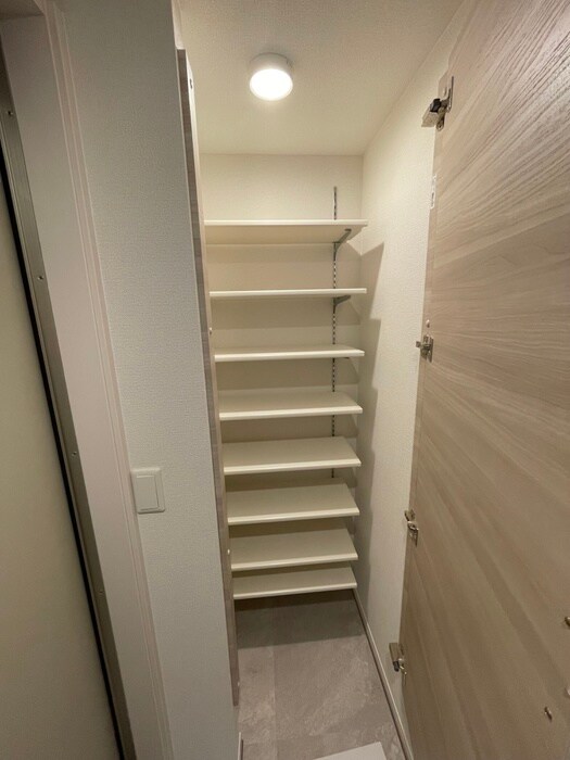 物件内観写真14　(靴箱)