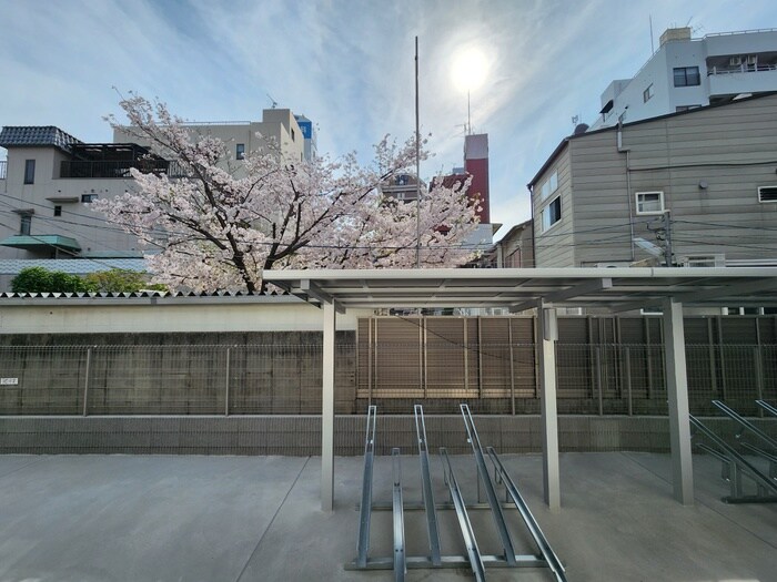 物件内観写真22　(室内からの展望)