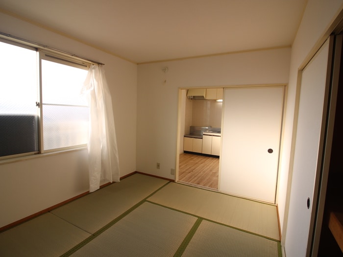 物件内観写真6　(居室)