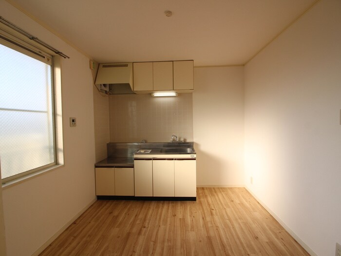 物件内観写真9　(居室)