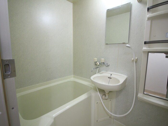 物件内観写真11　(洗面)